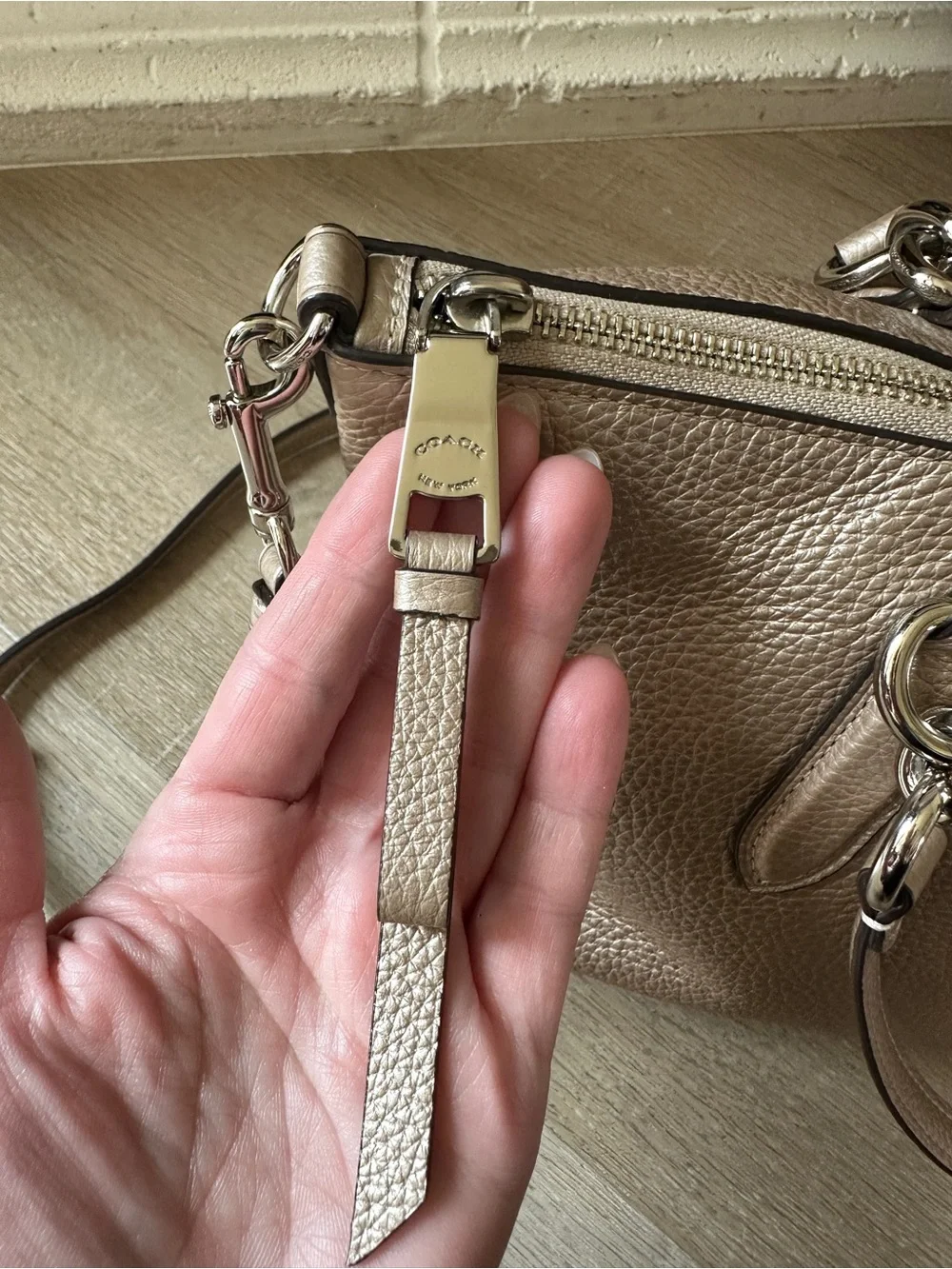 Coach Ally Metallic Tan/Gold Pebbled Leather Carryall Bag w/silver hardware